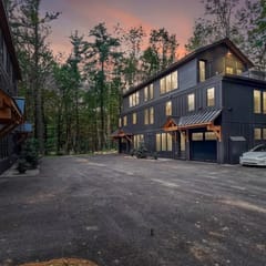 Black Diamond @ Cranmore Mt. | Brand New, Hot Tub