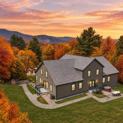 10 Locust Lane | Sleeps 32, Pool, Hot Tub, 15 BDRM