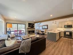 Attitash Heights | Ski in/out Getaway with Pool - Image 5