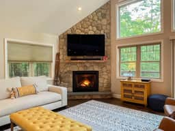 Bear Mountain House | Luxury, Hot Tub, Fireplace - Image 4
