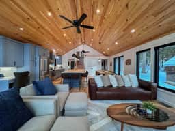 Dreamland | Luxe Waterfront Villa, Hot tub + Sauna - Image 5