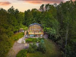 Mountain Villa | Mt. Washington Views | HotTub - Image 2