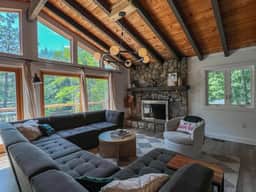 Mountainside Chalet | Modern, Spacious + Central! - Image 2