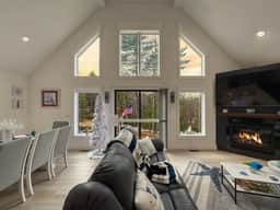 Northview Chalet | Brand New, Hot Tub, Spacious - Image 4