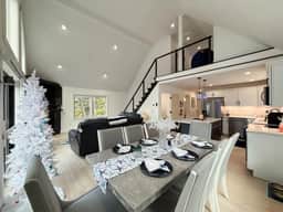 Northview Chalet | Brand New, Hot Tub, Spacious - Image 2