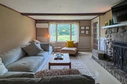 October Farm | 1810 Farmhouse set on 30+ Acres - Image 3