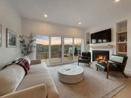 Peaks & Pines | 5 Min to Ski Resort, HotTub, Views - Image 2