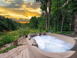 Pine Haven | Peaceful Nature Retreat on 10 Acres - Image 2