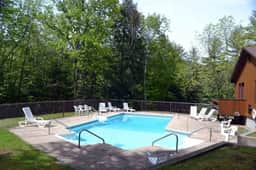 Summit Stay on Attitash Mountain | AC + Pool - Image 3