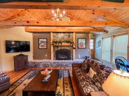 The Cranmore Mountain Cabin | Walk to North Conway - Image 2