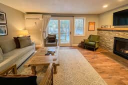 The Evergreen Haus | Amazing North Conway Location - Image 4