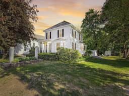 The Manor on Main | Hot Tub, Pond Access, 5 Bedrms - Image 3
