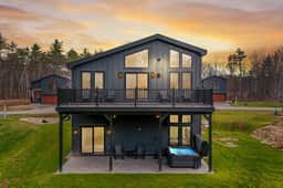 The Timberline | Mountain Luxury + Hot Tub - Image 2