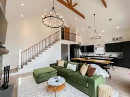 The Whitaker House | Luxe | Heart of the Valley - Image 4