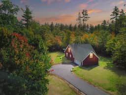 White Mountain Dream Cabin | 4 Acres  + Hot Tub - Image 4