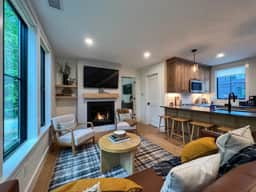 Black Diamond @ Cranmore Mt. | Brand New, Hot Tub - Image 3