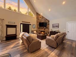 The Après House | Cranmore, Hot Tub, North Conway - Image 2
