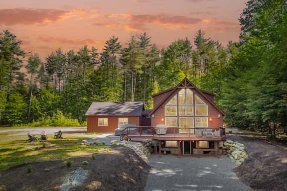 Bear Mountain House | Luxury, Hot Tub, Fireplace - Image 1