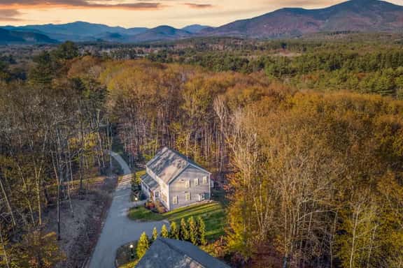 Gorgeous N. Conway Home - Minutes to Downtown - Image 1