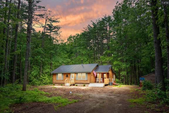 MOOSE CABIN | 5-Star Maine Experience | Hot Tub - Image 1