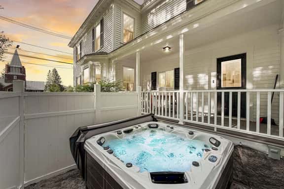The Manor on Main | Hot Tub, Pond Access, 5 Bedrms - Image 1