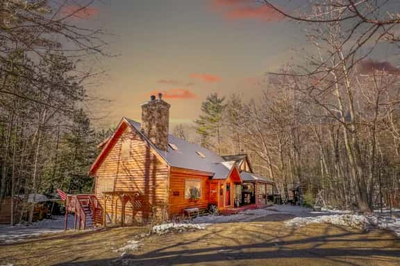 Walker Mtn. House | Walk to River | 2 Main Suites - Image 1