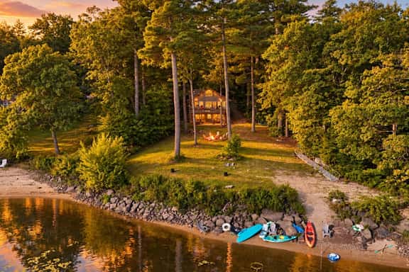 Gorgeous Family Lakefront Cabin | Incredible Views - Image 1
