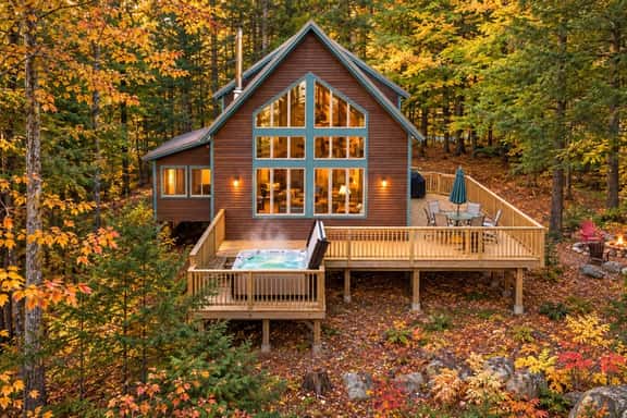 The Nest | Lake Access, Pool, HotTub, 5BDRM, Sauna - Image 1