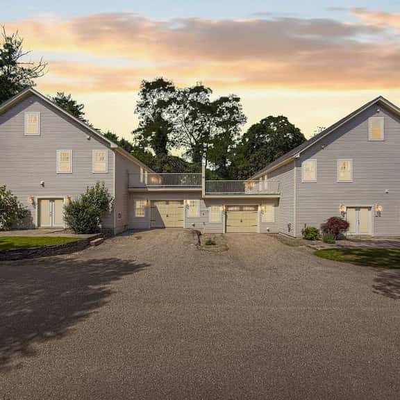 Locust Lodge #1 | 26 Beds, Sleeps 42, HotTub, Pool - Image 1