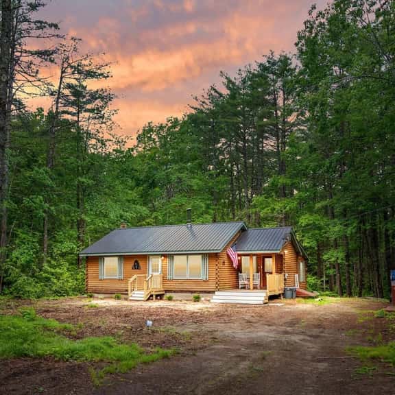 MOOSE CABIN | 5-Star Maine Experience | Hot Tub - Image 1