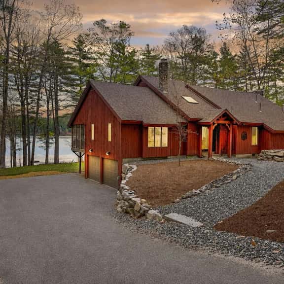 Pleasant Moose Hygge | Luxury Lakefront Retreat - Image 1