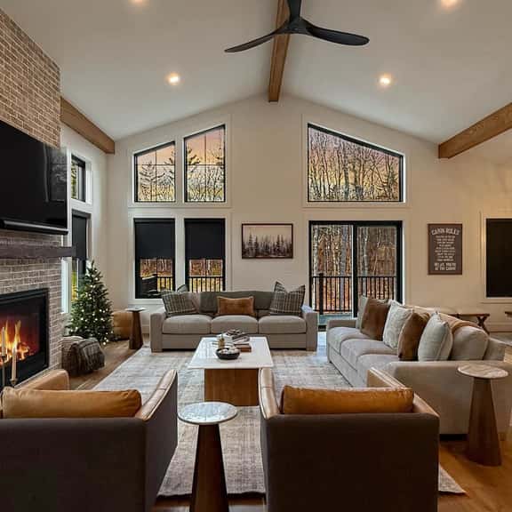 The Timberline | Mountain Luxury + Hot Tub - Image 1
