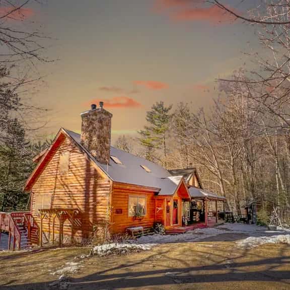 Walker Mtn. House | Walk to River | 2 Main Suites - Image 1
