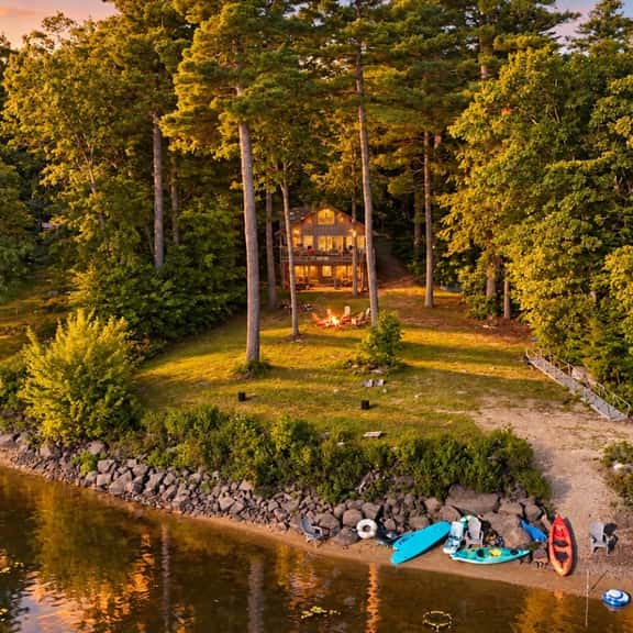 Gorgeous Family Lakefront Cabin | Incredible Views - Image 1