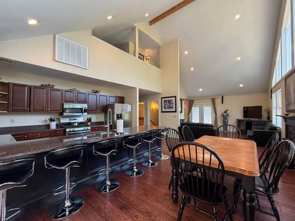 52-1 Locust Lane | Views, Pool, Hot Tub, 6 Bedroom - Image 5