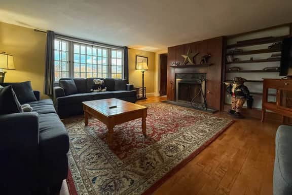 70 Locust Lane | Pool, Hot Tub, Sleeps 13, 6 BDRM - Image 3