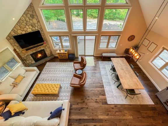 Bear Mountain House | Luxury, Hot Tub, Fireplace - Image 2
