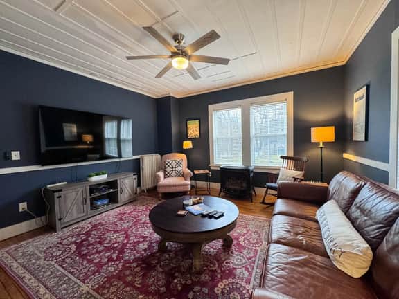 Carter Notch Inn | Hot Tub | 9BDRM | Sleeps 25 - Image 4