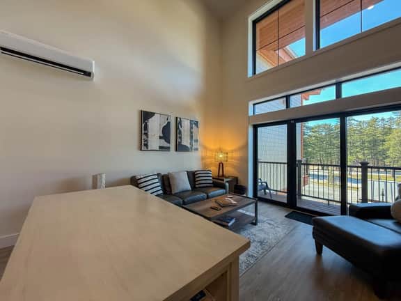 Cranmore Escape | Modern, Walk to Town, Pool! - Image 5