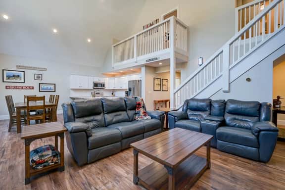 Cranmore Heights | Luxe, Hot Tub, Walk Downtown - Image 5