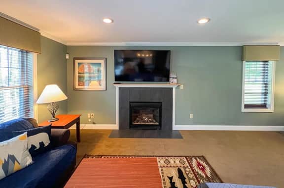 Gorgeous North Conway Home | 5 Min to Downtown - Image 5