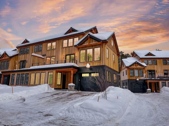Nordfjell | Upscale 5 Bedroom, Hot Tub, Views - Image 2