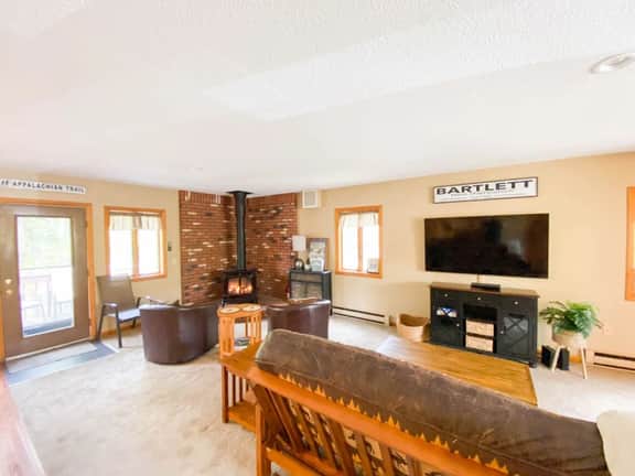 Rocky River Escape | Bartlett| Relax on the River! - Image 4