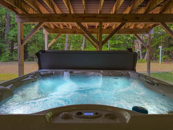 The Great Escape | 6100 ft.² | Theater | Hot Tub - Image 4
