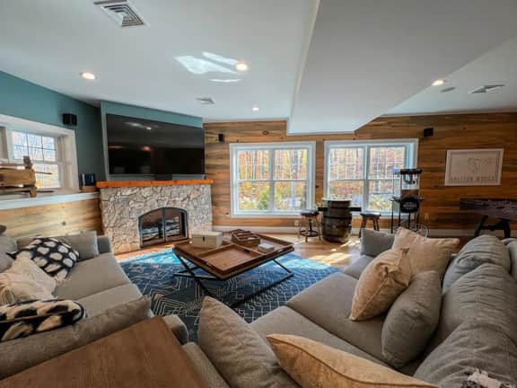 The Ledges Estate | 4100 ft.² Luxe Mountain Home - Image 2