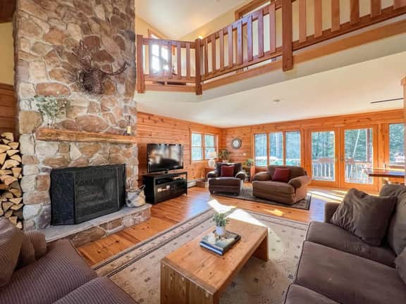 Walker Mtn. House | Walk to River | 2 Main Suites - Image 2
