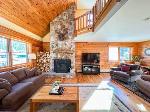 Walker Mtn. House | Walk to River | 2 Main Suites - Image 5