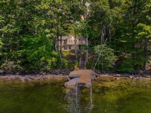 Woods & Water | Sebago Lakefront Luxury Oasis - Image 3