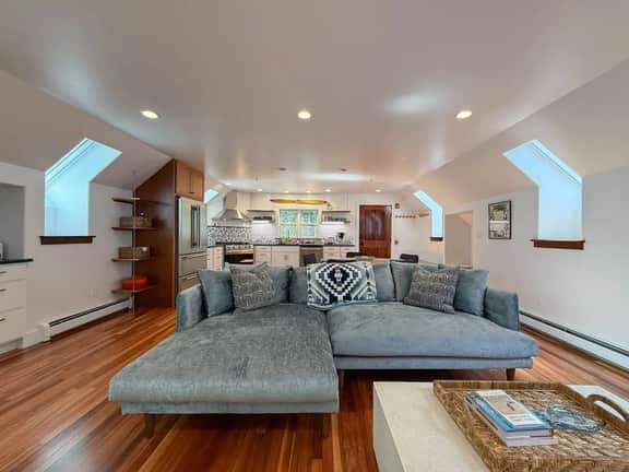Kittery Woodside | Downtown, Walk to Portsmouth - Image 3