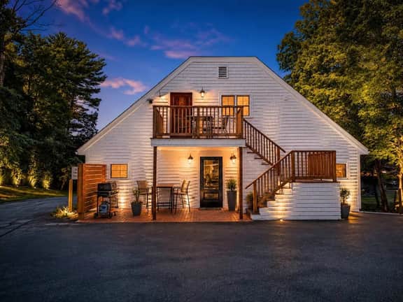 Kittery Woodside | Downtown, Walk to Portsmouth - Image 4